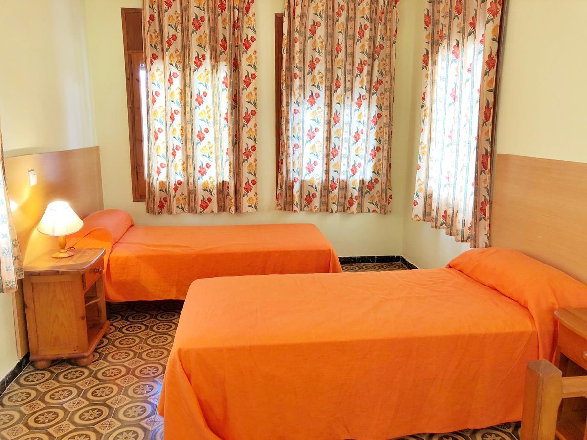 Rentalmar Villa Cristina Families Only Miami Playa Exterior photo